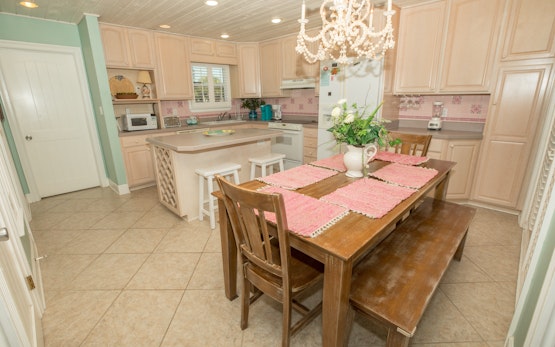 SPC 12 is a 3 BR Villas that sleeps 10 on the lake SPC 12 is a 3 BR Villas that sleeps 10 on the lake