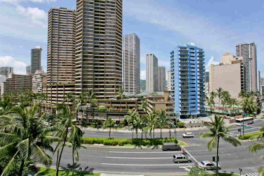 Fully Furnished Ilikai Tower 525 Condo With Free Wifi, Near Best Waikiki Beaches!