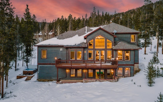 Mountain Gate Mountain Gate