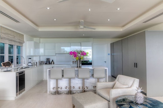 Luxury Oceanfront Condo with Pool - The Villa at The St. James