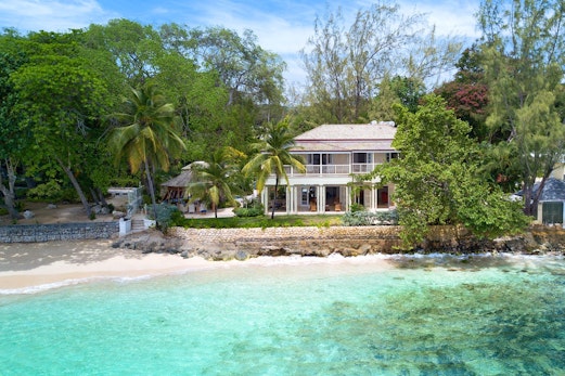 Stunning Beachfront Retreat with Pool - Hemingway House