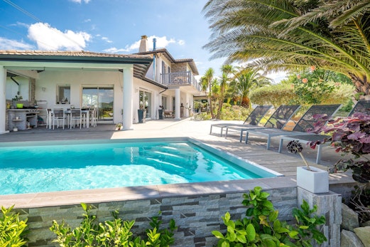 Maison Madalena With Pool close to ocean