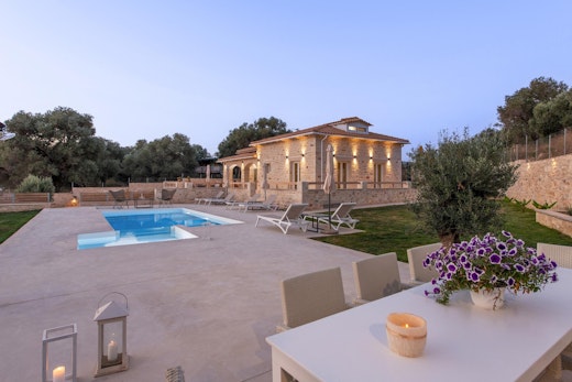 Villa Niragia with Magnificent view