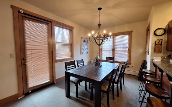 3BR Red Hawk Townhome - Gondola Access 3BR Red Hawk Townhome - Gondola Access