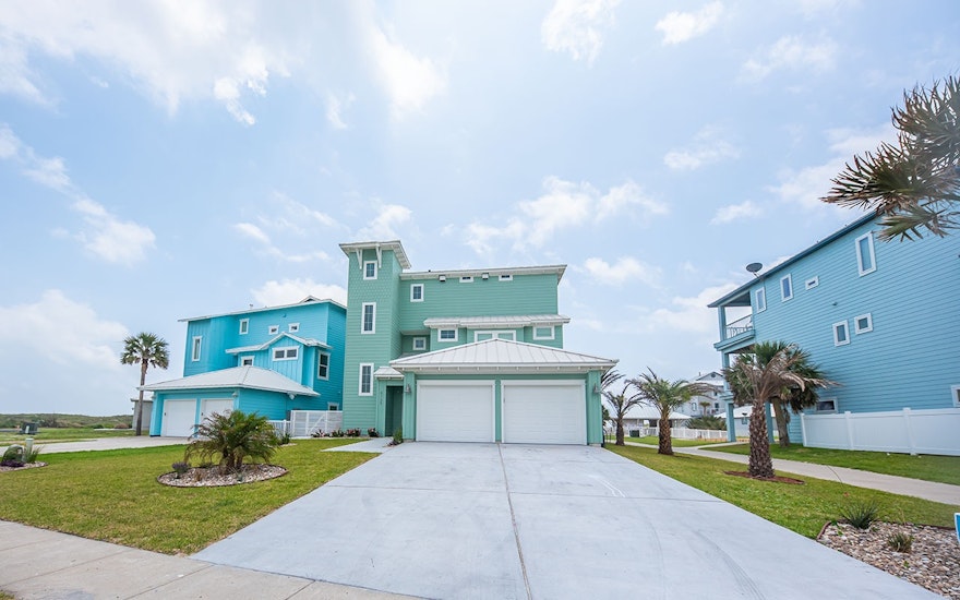 Luxury Vacation Rental Home Port Aransas, TX All Decked Out Time