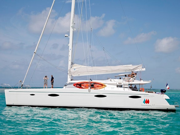 TradeWinds Yacht Cabin for 2 - Guadeloupe Sailing Vacation 