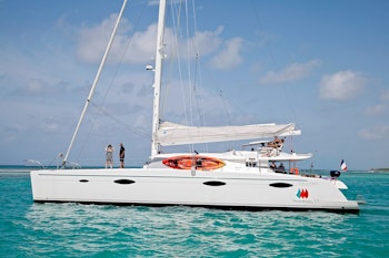 TradeWinds Yacht Cabin for 2 - Guadeloupe Sailing Vacation 