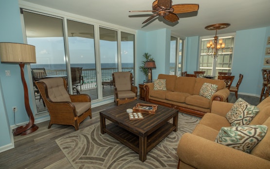 Silver Beach 506 is a gorgeous Gulf Front 4 BR with recent upgrades - sleeps 8