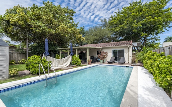 Recently Renovated Paradise w/ Private Pool! Close to Everything!