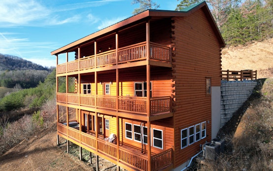 Elm | Mountain Side Cabin w/ Movie Theatre, Indoor Pool, Hot Tub & Views