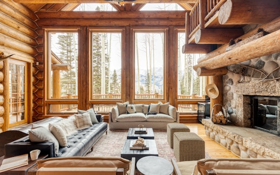 Ute Lodge | Cozy Expansive Mountain Home | Close to the Slopes!