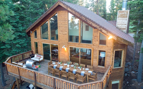 Wildwood | Seclusion In The Woods w/ 3 Decks! 15mins from NrthStar!
