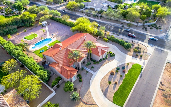 Paradise Valley by AvantStay |Expansive Oasis w/ Putting Green, Pool & Mtn Views