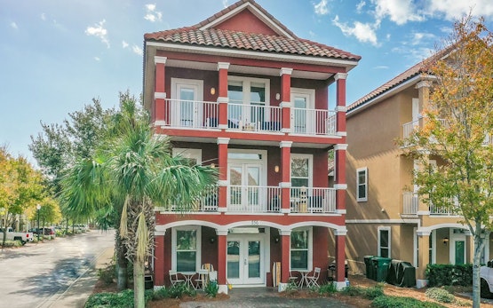 Coral | Gorgeous Three Story Home w/ Two Balconies