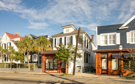 Spring St Buyout | Shared Home in Charleston! 10mins 2 French Quarter!