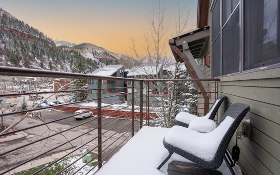 Owl Meadows 24 | Walking Distance to Town & Slopes!