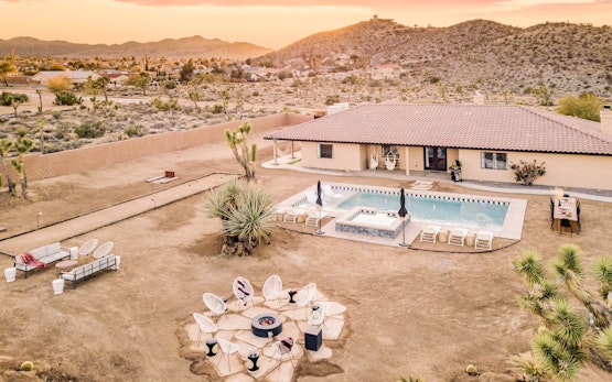 Flora | Modern & Private Desert Oasis on Large Grounds w/ Pool & Bocce Ball!