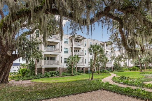 The Villas at Gascoigne - 117 Gascoigne Ave, #305