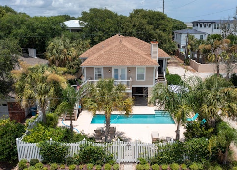 Blue Star Bungalow - 4310 Fourteenth Street