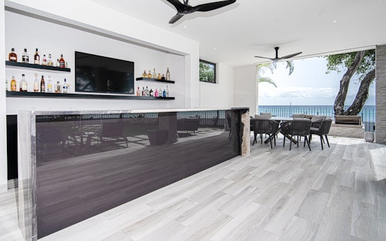 Luxury Modern Beachfront Villa - Onyx