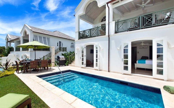 Westmoreland Villa with Pool & Golf Views - Coral Blu