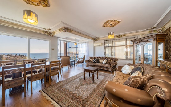 Lovely Flat with Sea View near Beach in Muratpasa