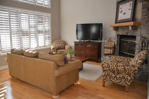 Seven Springs Woodridge 3 Bedroom Premium Condo, Private deck with wooded view