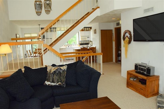 Seven Springs Meadowridge 2 Bedroom Standard Condo, Mountain Views!