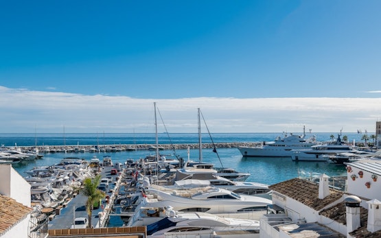 All About Banus Bay Allure