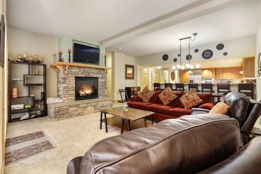 Splendor in the Sierras – Timber Ridge 3 Bedroom