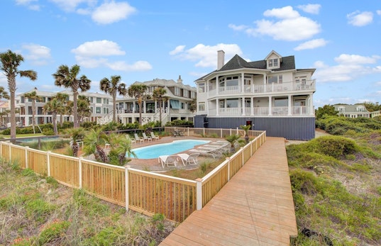 502 Ocean Blvd  | Beachfront w/ Pool & Ocean Views!