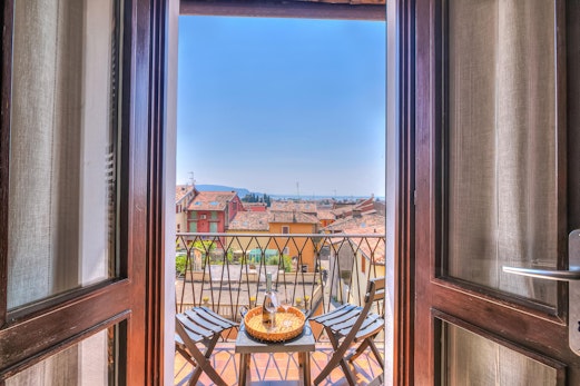 Agata Maisonette- Historical  Center