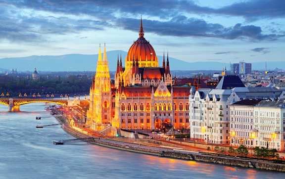 Blue Danube Waltz - Vienna and Budapest