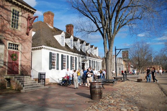 Colonial Williamsburg Caper