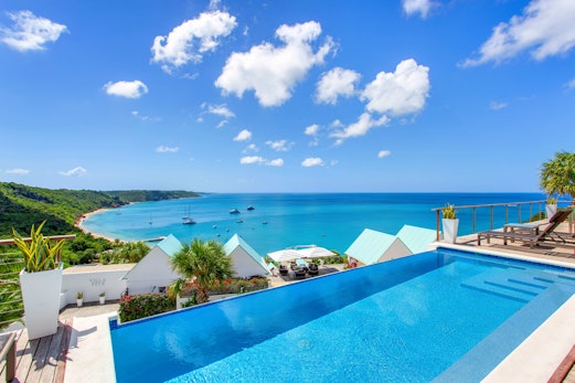 6 BR Villa On Crocus Bay with Pool & Concierge