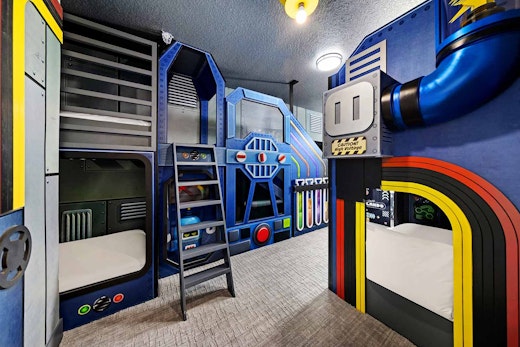 VOR5474AA: 4 Bed, Imagination Lab, Pool