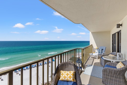 Commodore #1007 | Beachfront Condo