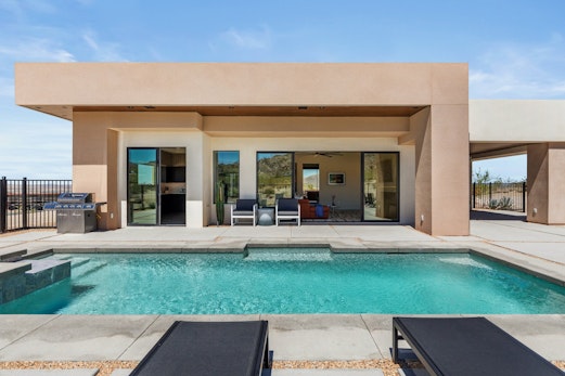 Vista B at Panorama Villas | Luxury 2br w Pool and Views