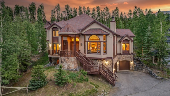 Boulder Ridge Retreat