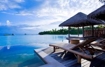 13 Day Tour with Maldives